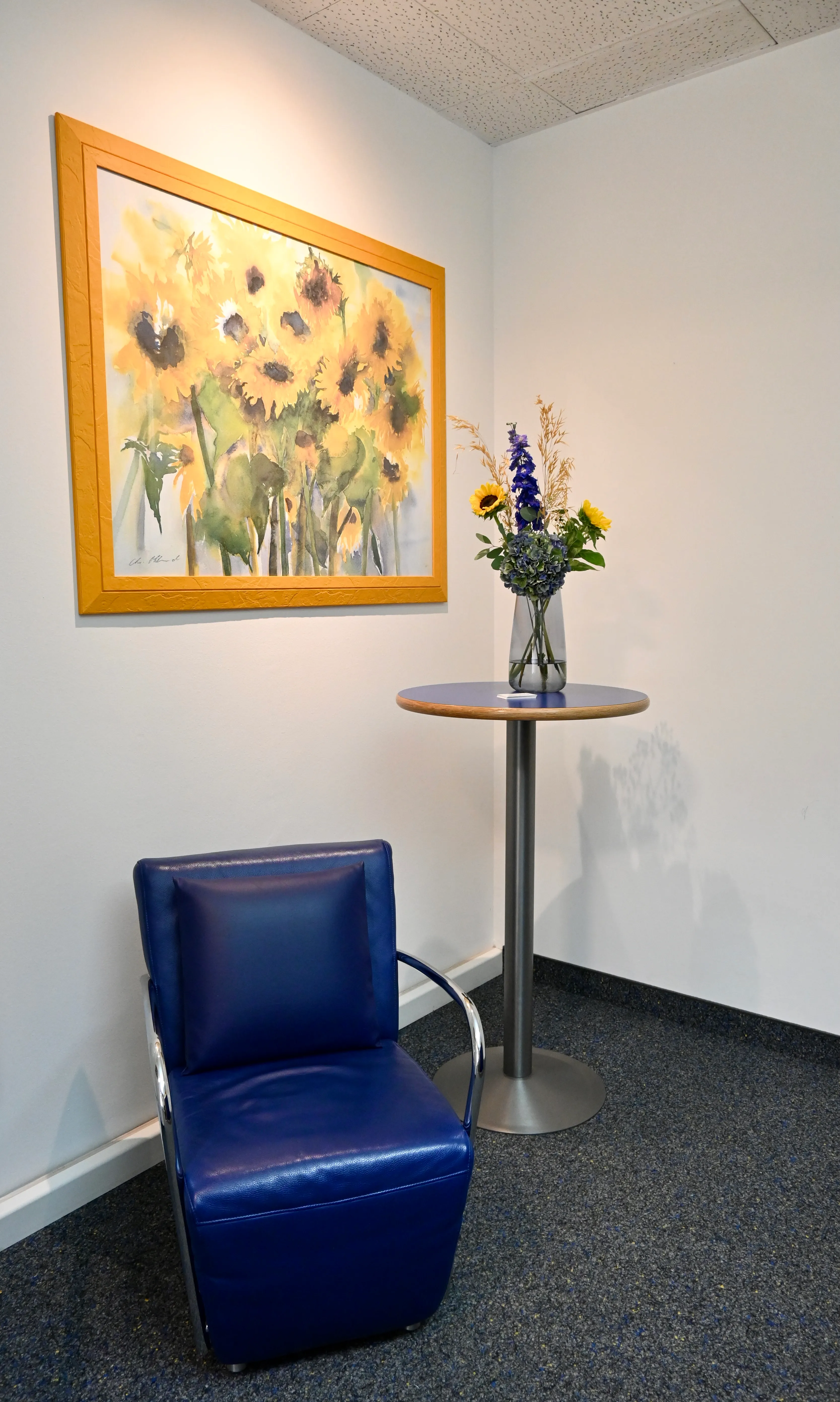 Sitzecke im Wartebereich